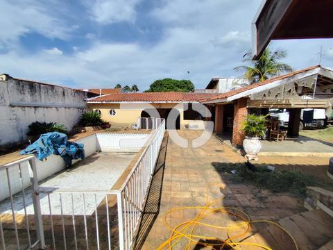 Casa à venda em Campinas, Chácara Primavera, com 4 quartos, com 464.5 m²