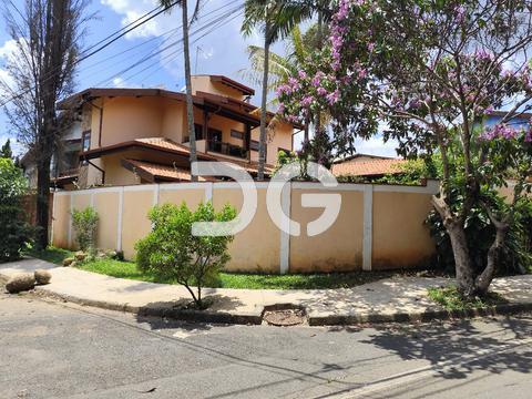 Casa à venda em Campinas, Parque Alto Taquaral, com 3 quartos, com 259 m²