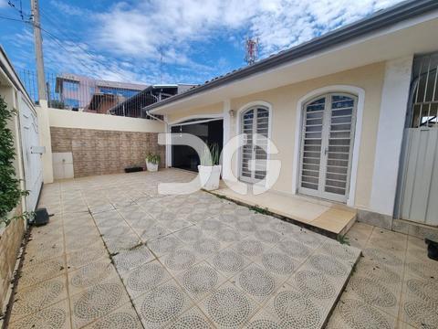 Casa à venda e para alugar em Campinas, Jardim Itamarati, com 3 quartos, com 220 m²